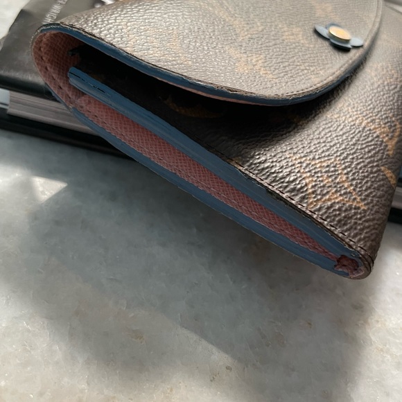 Authentic-Louis Vuitton Monogram Bloom Flower Emilie Wallet Blue Jean - Picture 15 of 16